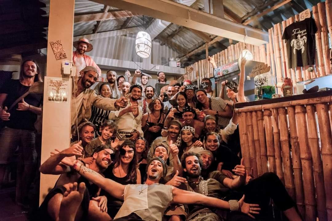 קמפוט Tortuga Guesthouse מראה חיצוני תמונה